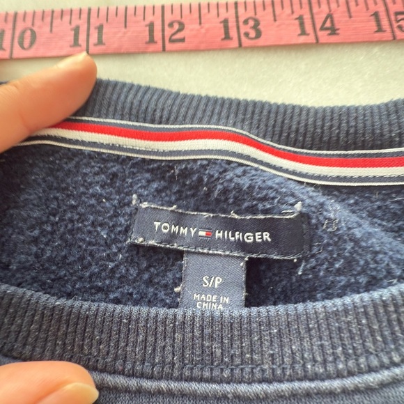 Tommy Hilfigure Long Sleeve Crewneck Sweater - Picture 5 of 7
